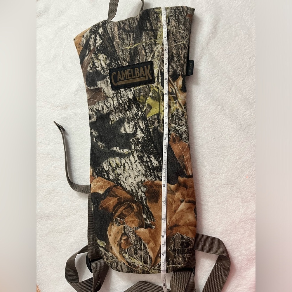 Camelbak camouflage hydration hike/hunt backpack bundle w/ bladder 1.5L - Picture 4 of 7